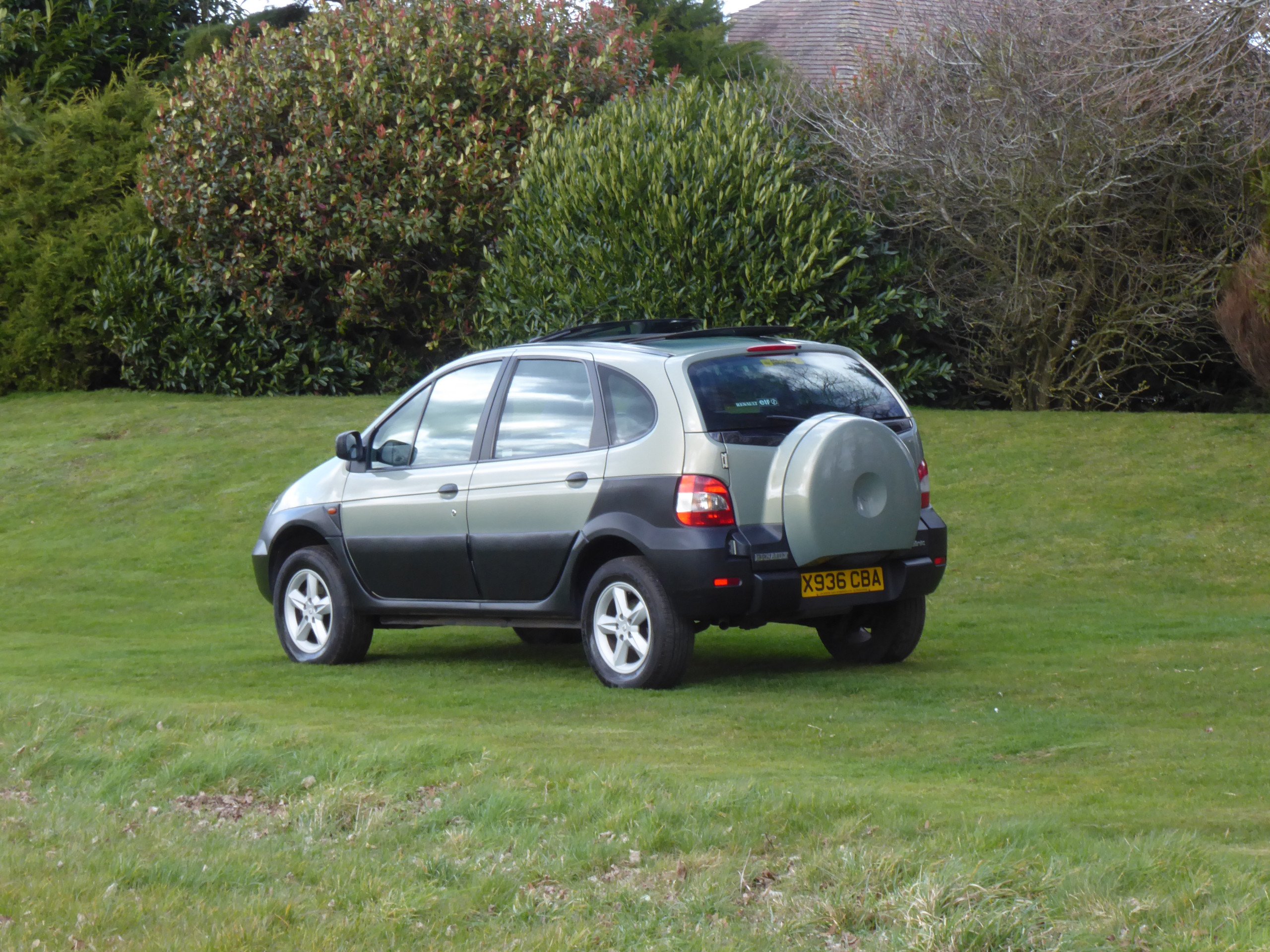 Renault megane scenic rx4