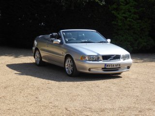 /photos/9716/b9689951-7bf4-dd8e-44dc-0ac958f223c0_i320x240.jpg